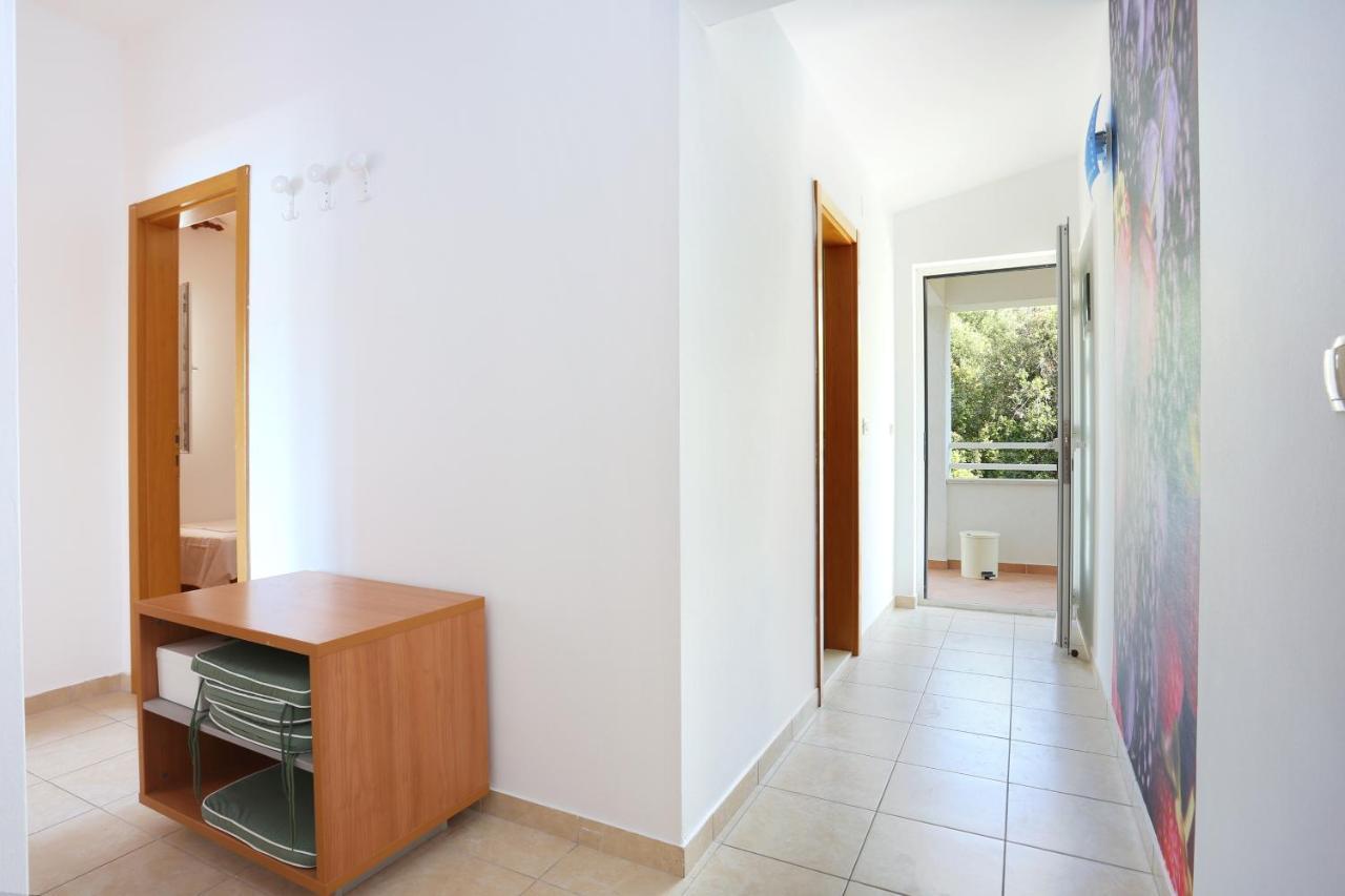 Apartments By The Sea Seget Vranjica, Trogir - 13771 Extérieur photo