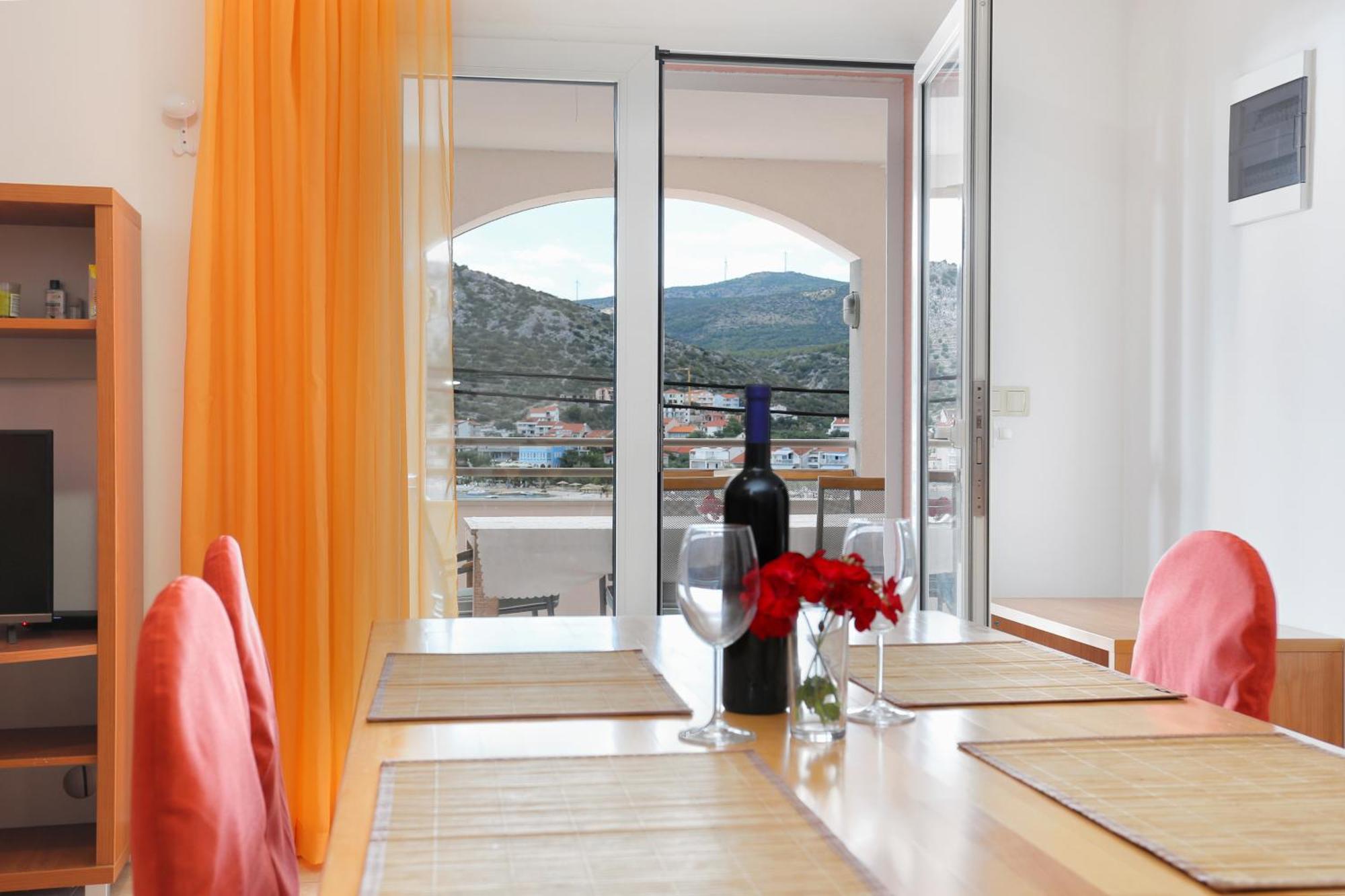 Apartments By The Sea Seget Vranjica, Trogir - 13771 Chambre photo